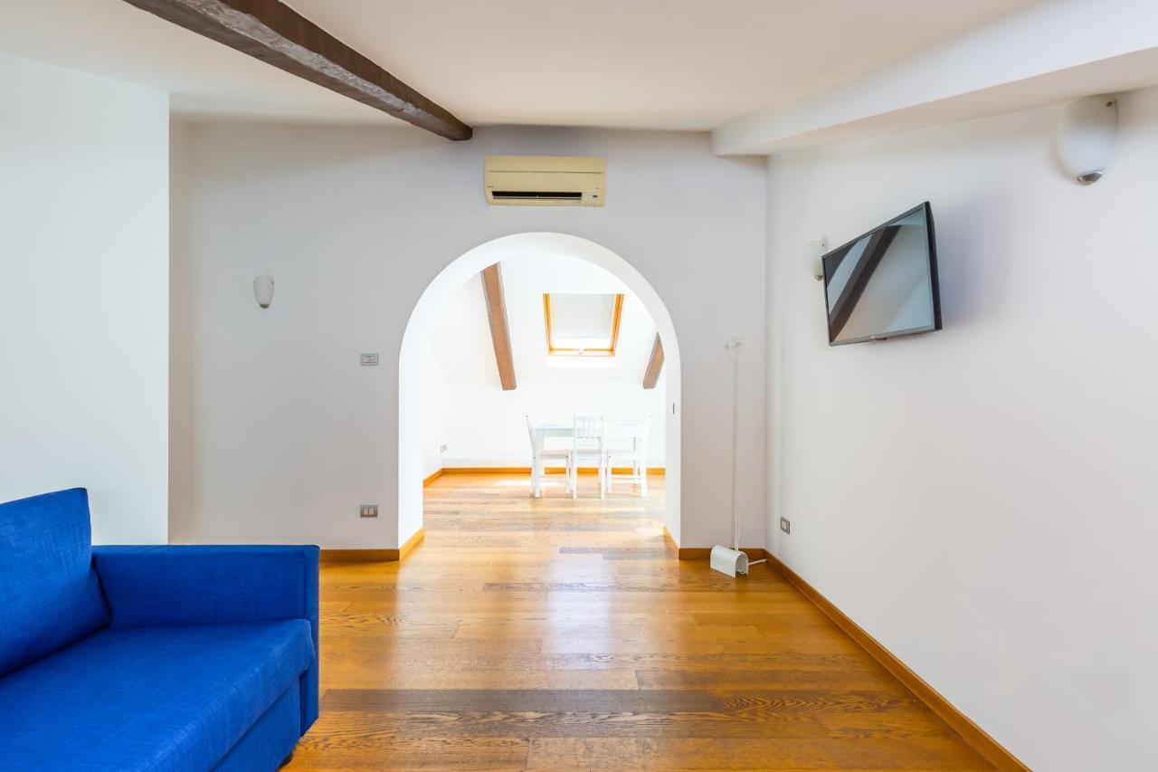 Attico Al Duomo By Napoliapartments Εξωτερικό φωτογραφία